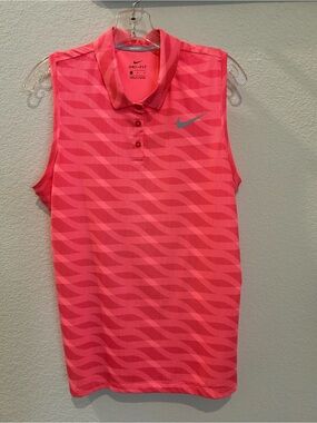 Nike Women’s Dr-FIT Sleeveless Golf Polo
Hyper Pink
Large